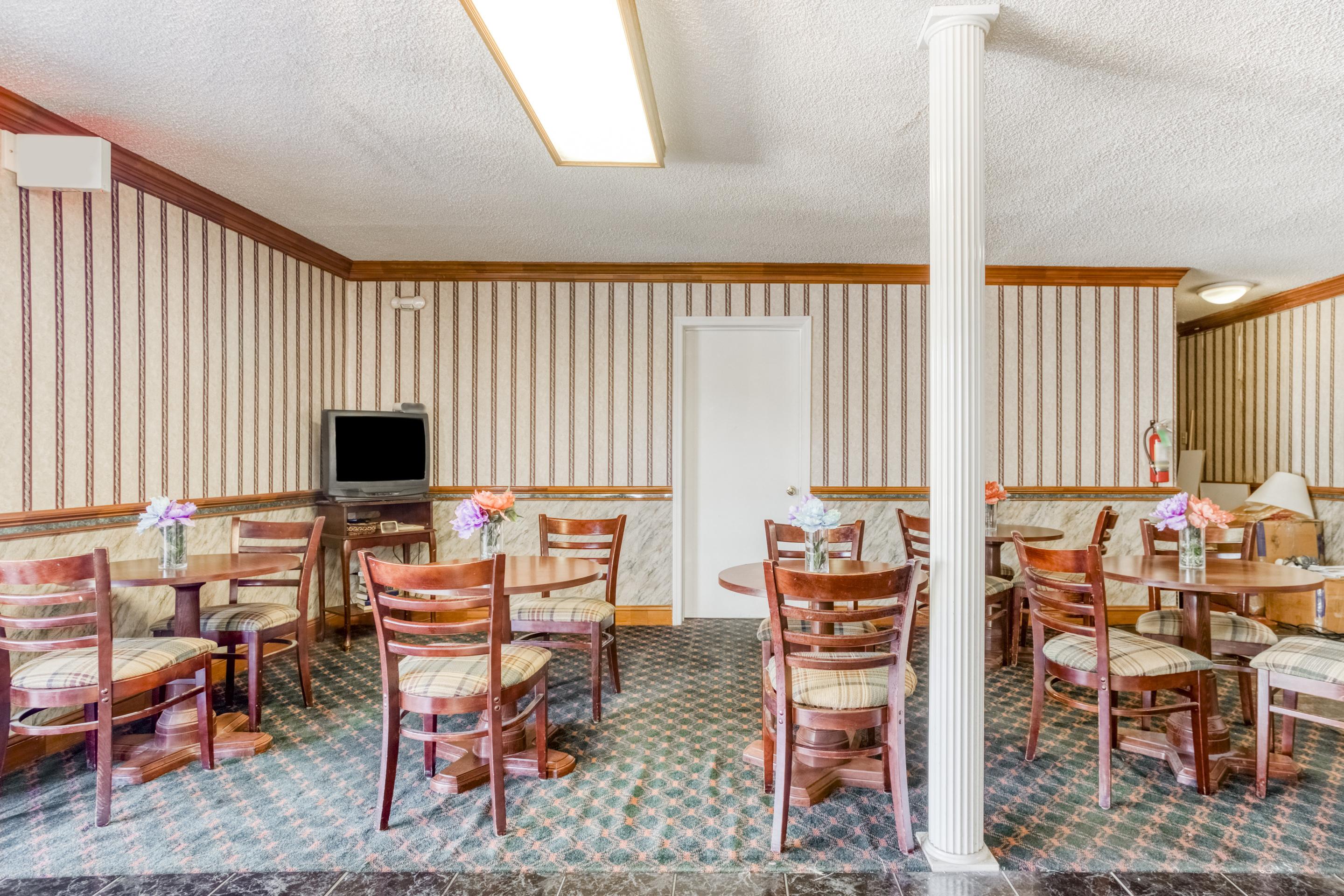 Hotel Walterboro Southwest Exterior photo